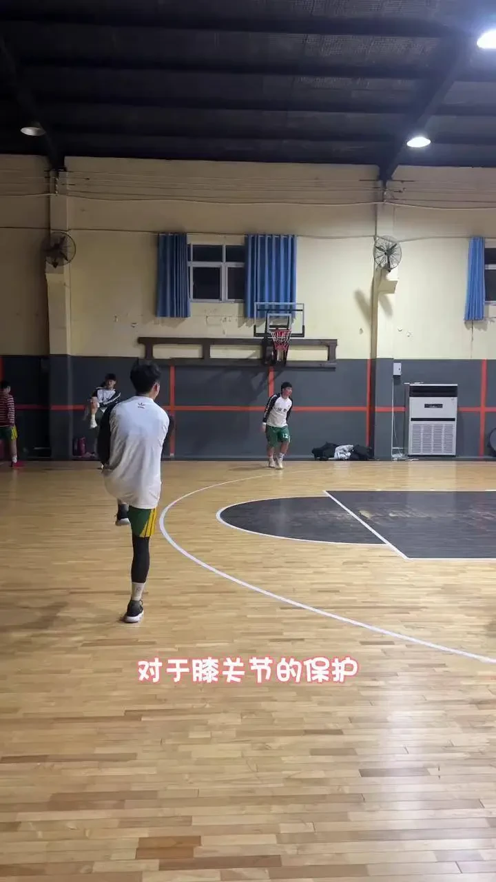 大学生篮球社团如何引入智能情感技术_2